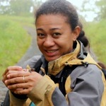 pic Nunia Thomas and frog